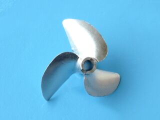 CNC 3-Blatt Aluminium Propeller 44x4.75 P1.4 rechtsdrehend mit Drivedog